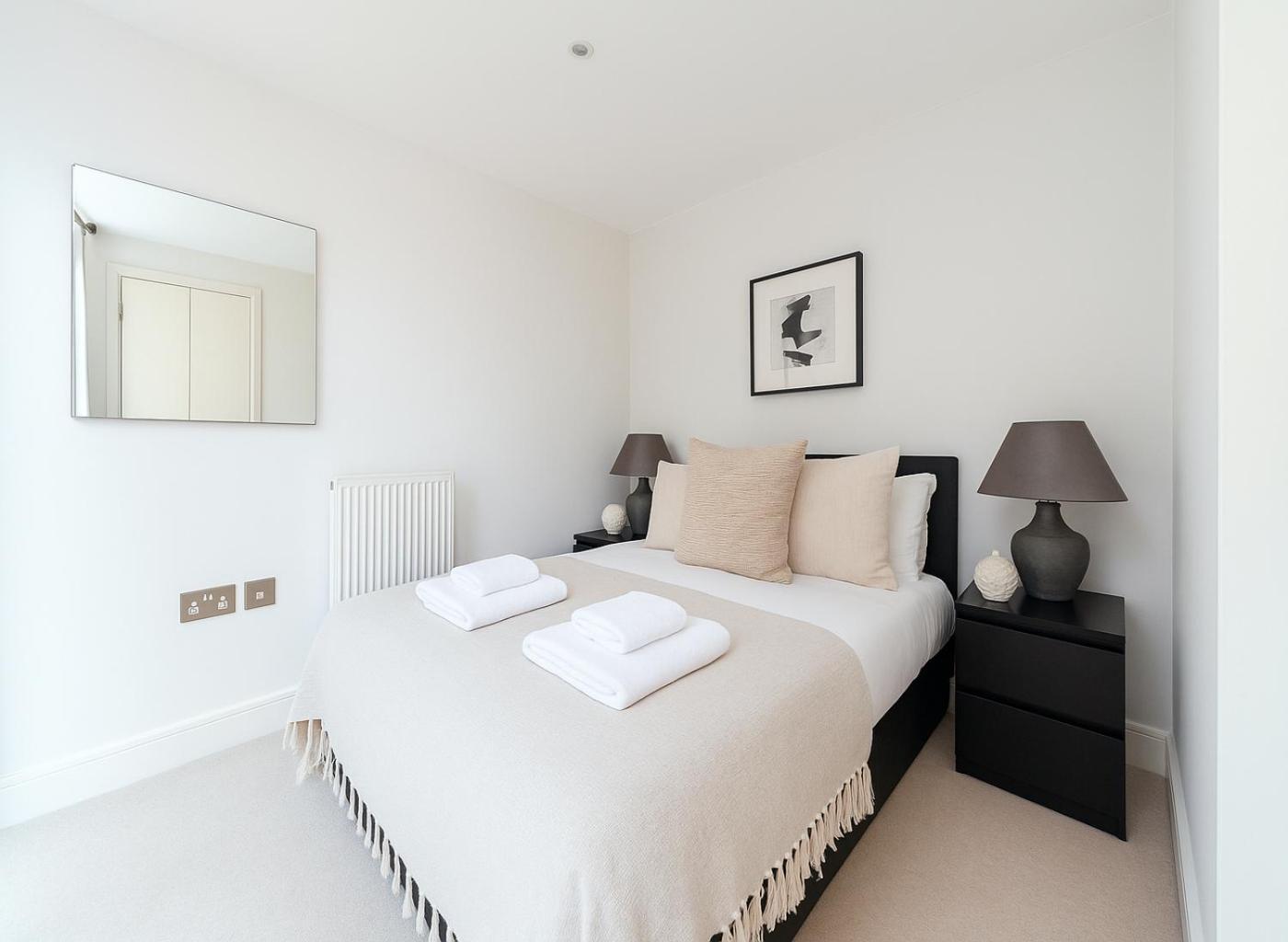1 Bed In Canary Wharf * London