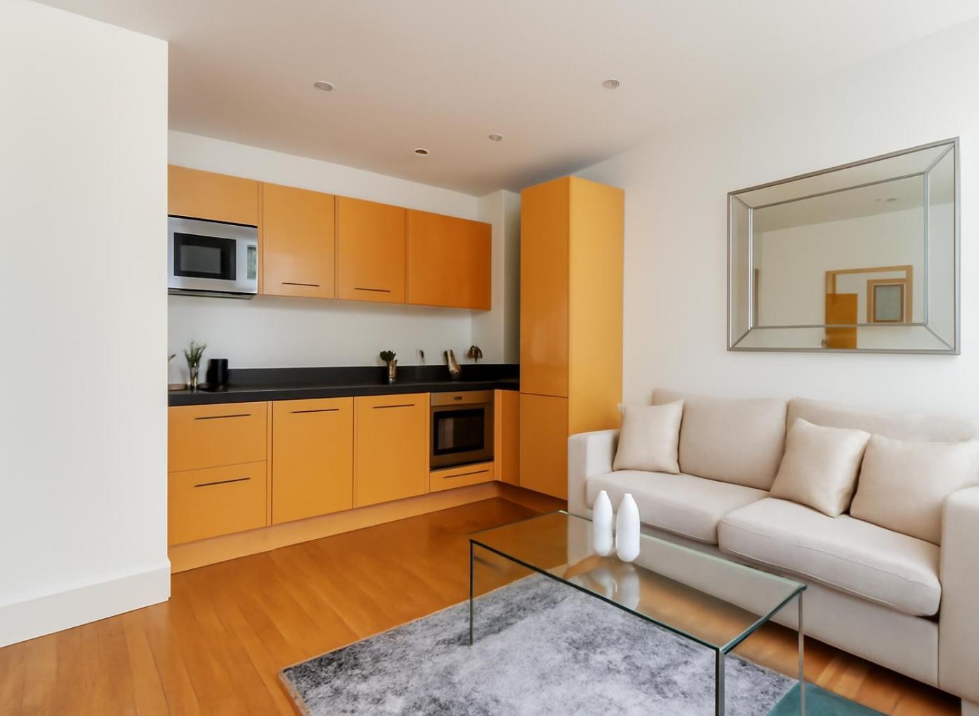 1 Bed In Canary Wharf Apartamento